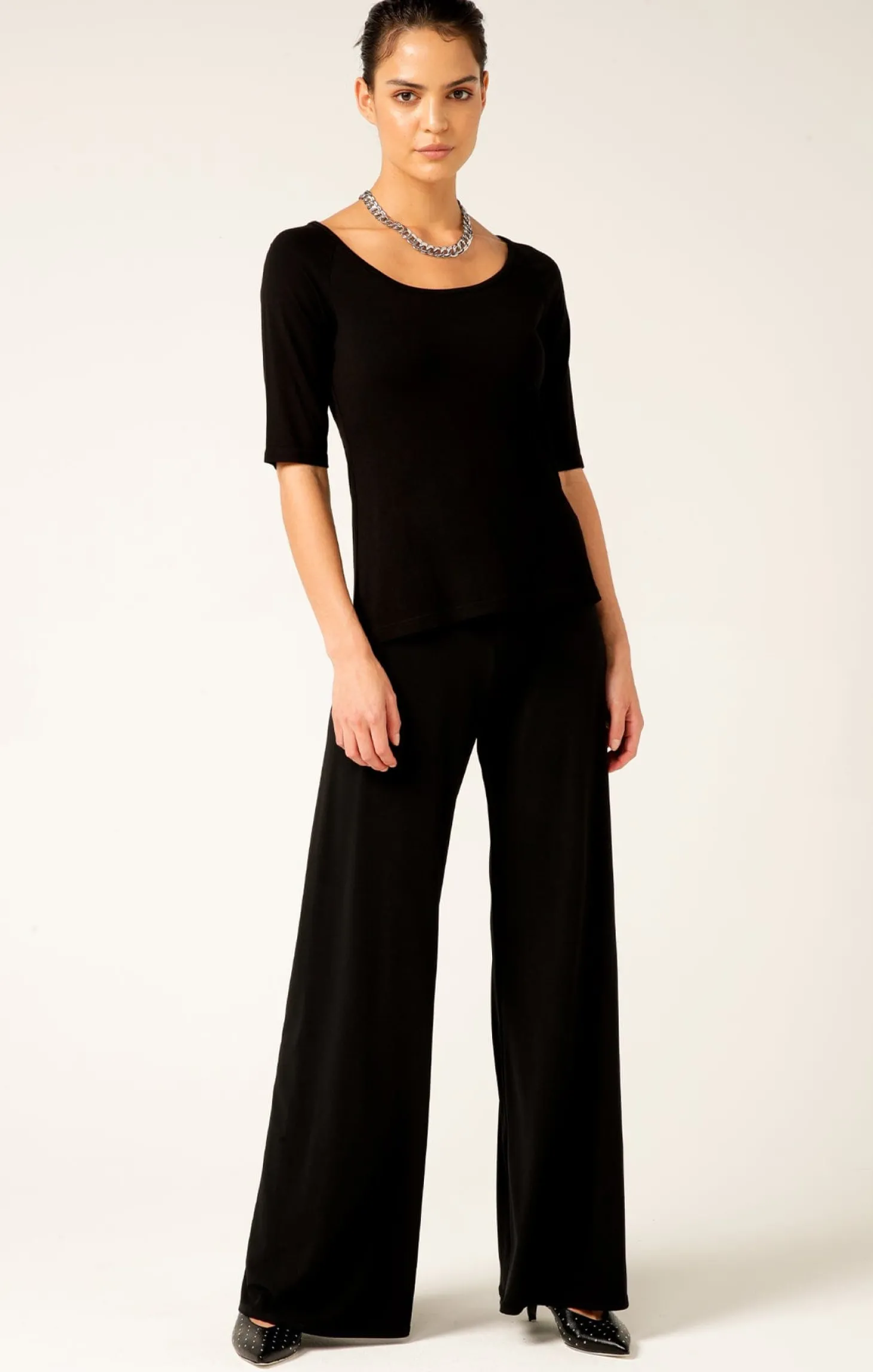 3/4 SLEEVE TOP IN BLACK