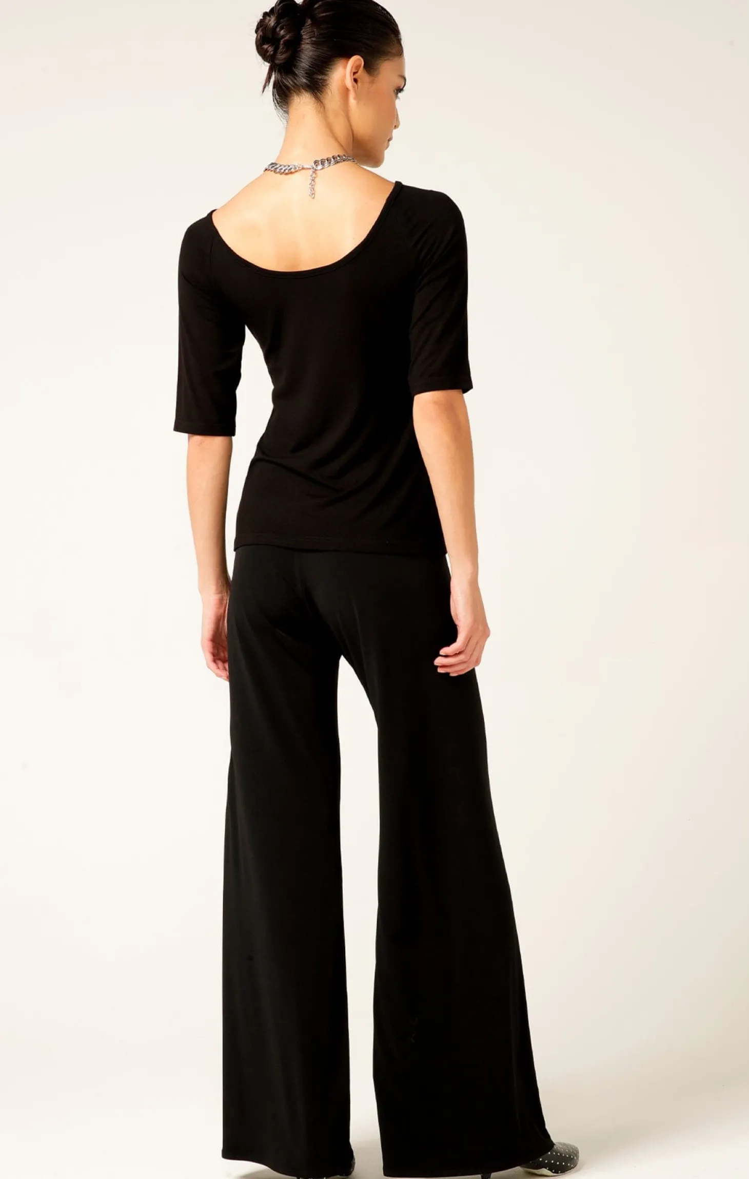 3/4 SLEEVE TOP IN BLACK