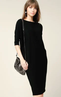 BATWING DRESS IN BLACK