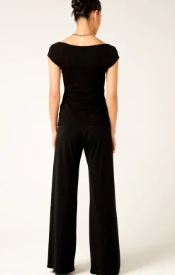 CAP SLEEVE TOP IN BLACK