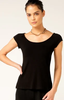 CAP SLEEVE TOP IN BLACK