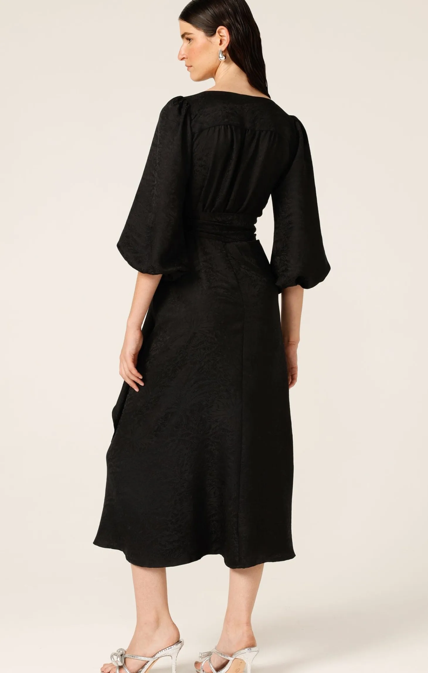 CHATEAU WRAP DRESS IN BLACK