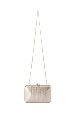 CHICA EMBOSSED CLUTCH IN GOLD