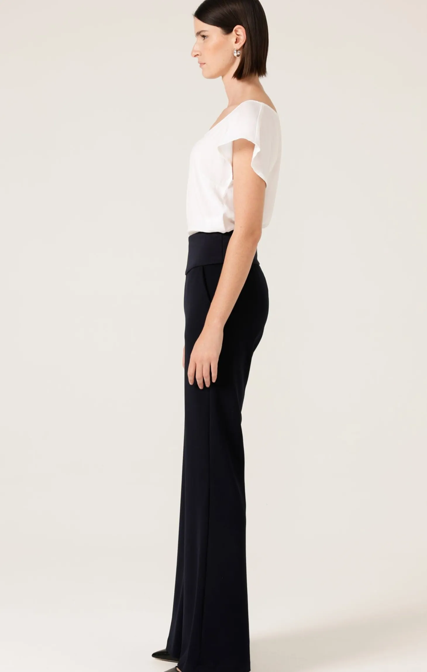 CLASSIC TROUSER IN NAVY