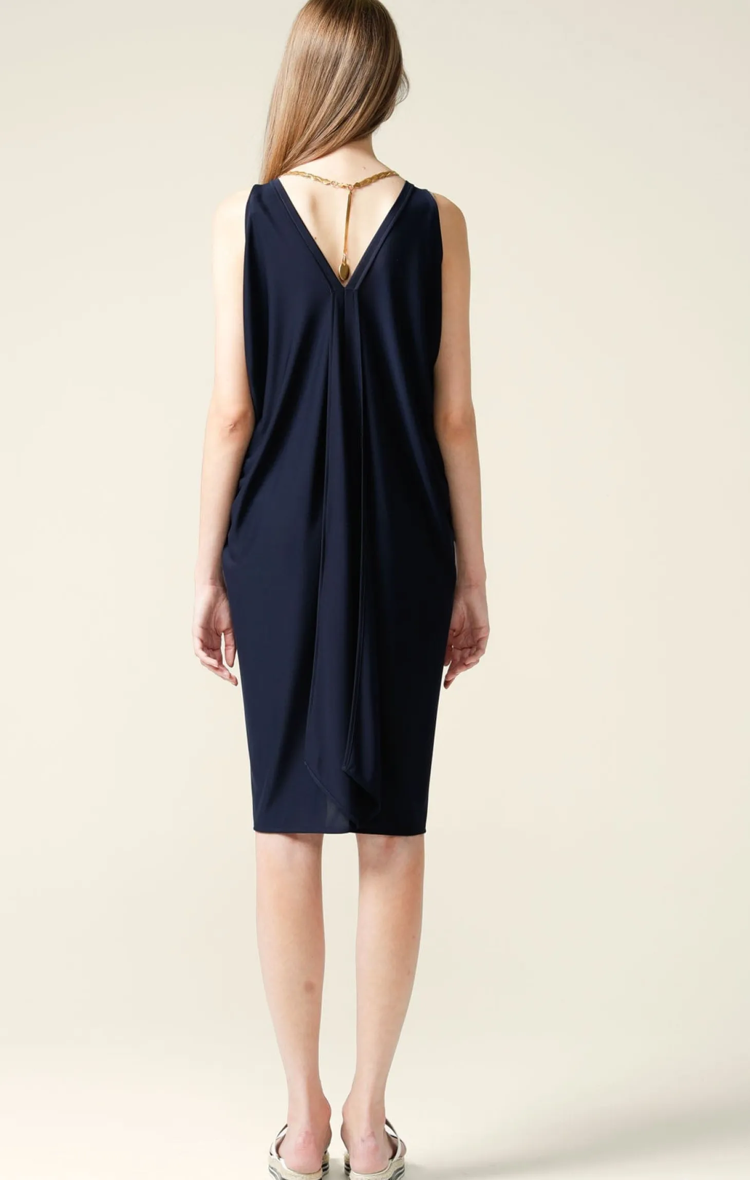 COLUMN DRAPE DRESS IN NAVY