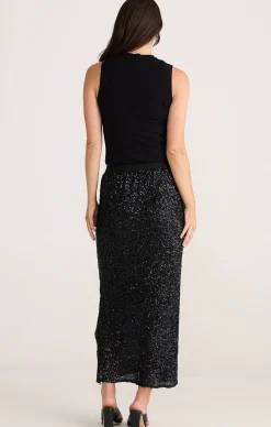 DAZZLE SKIRT IN BLACK SEQUIN