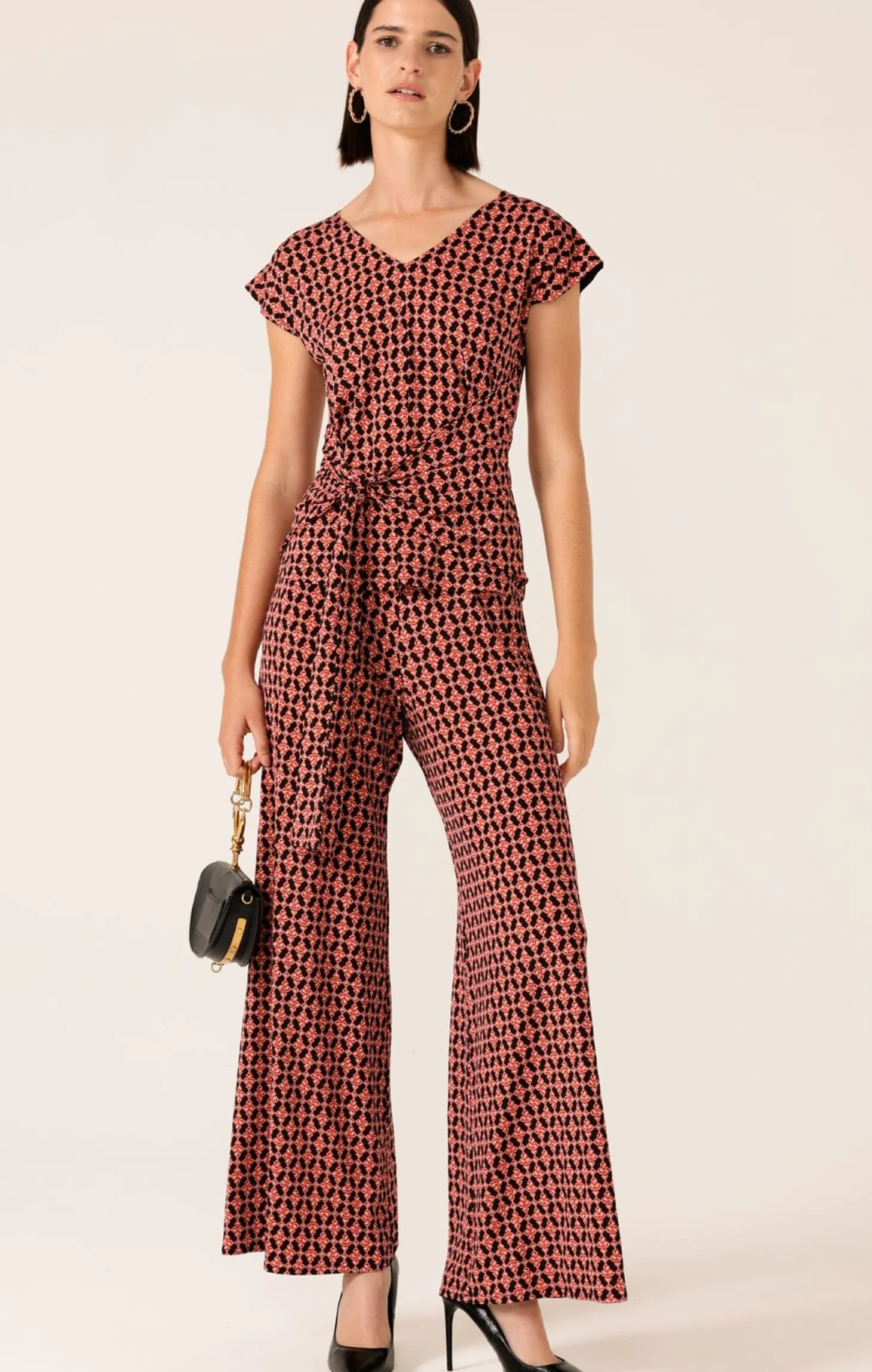 DIAMOND REVERSIBLE TIE TOP