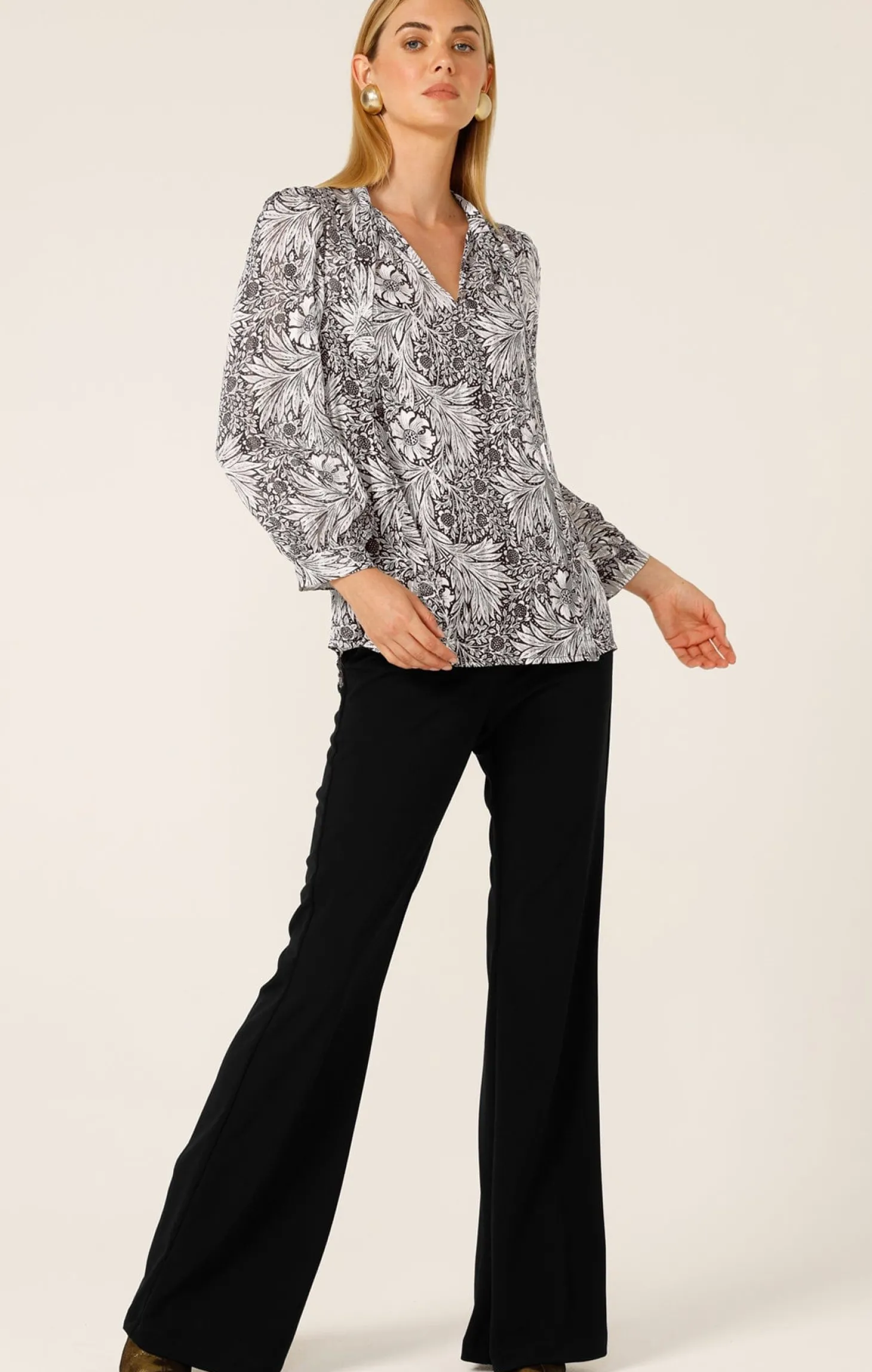 FLORENTINE BLOUSE IN BLACK WHITE FLORAL