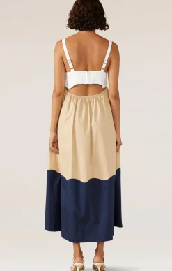 FORMATION SUNDRESS IN WHITE SAND NAVY