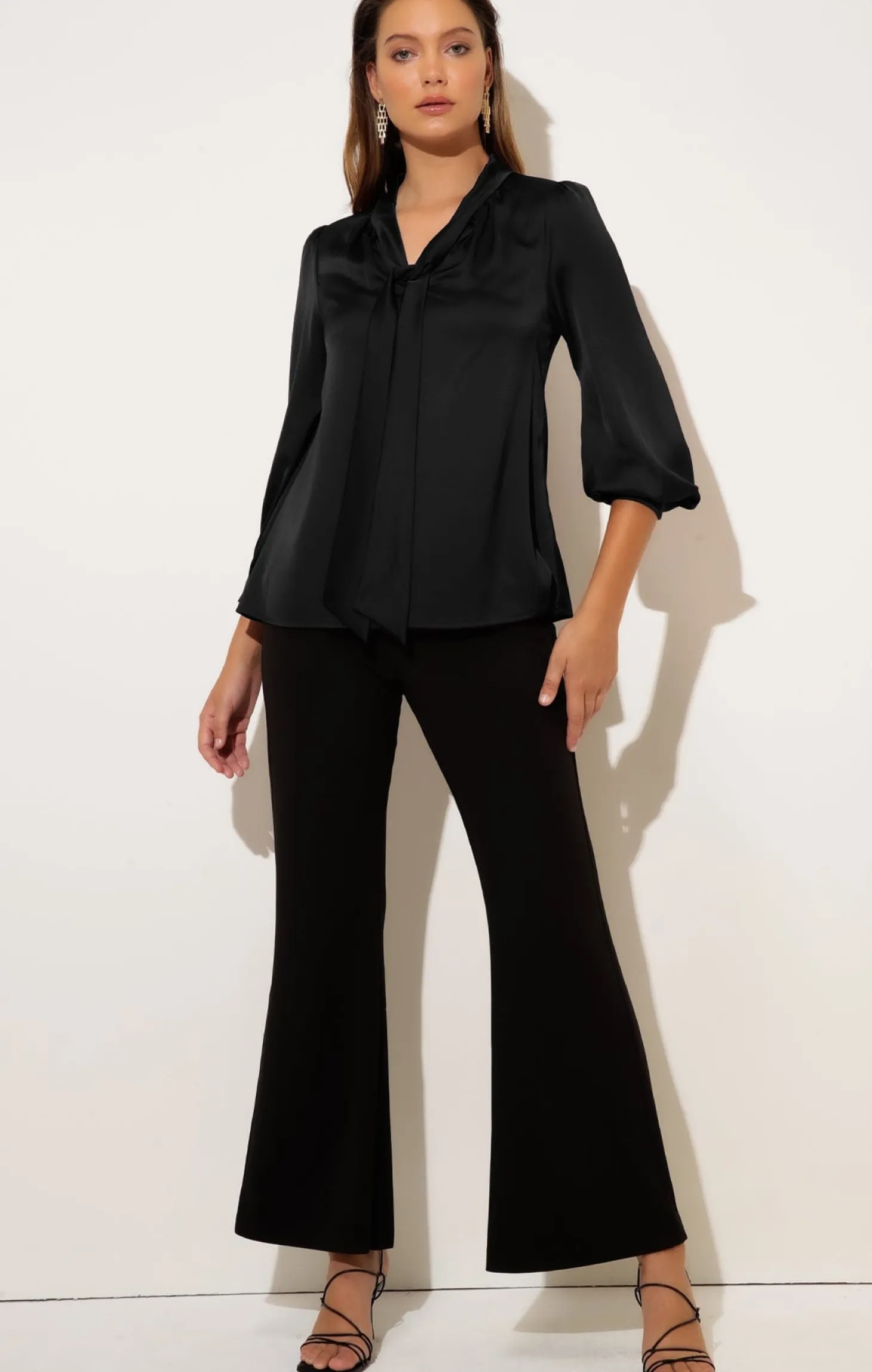 HATCHIE BLOUSE IN BLACK