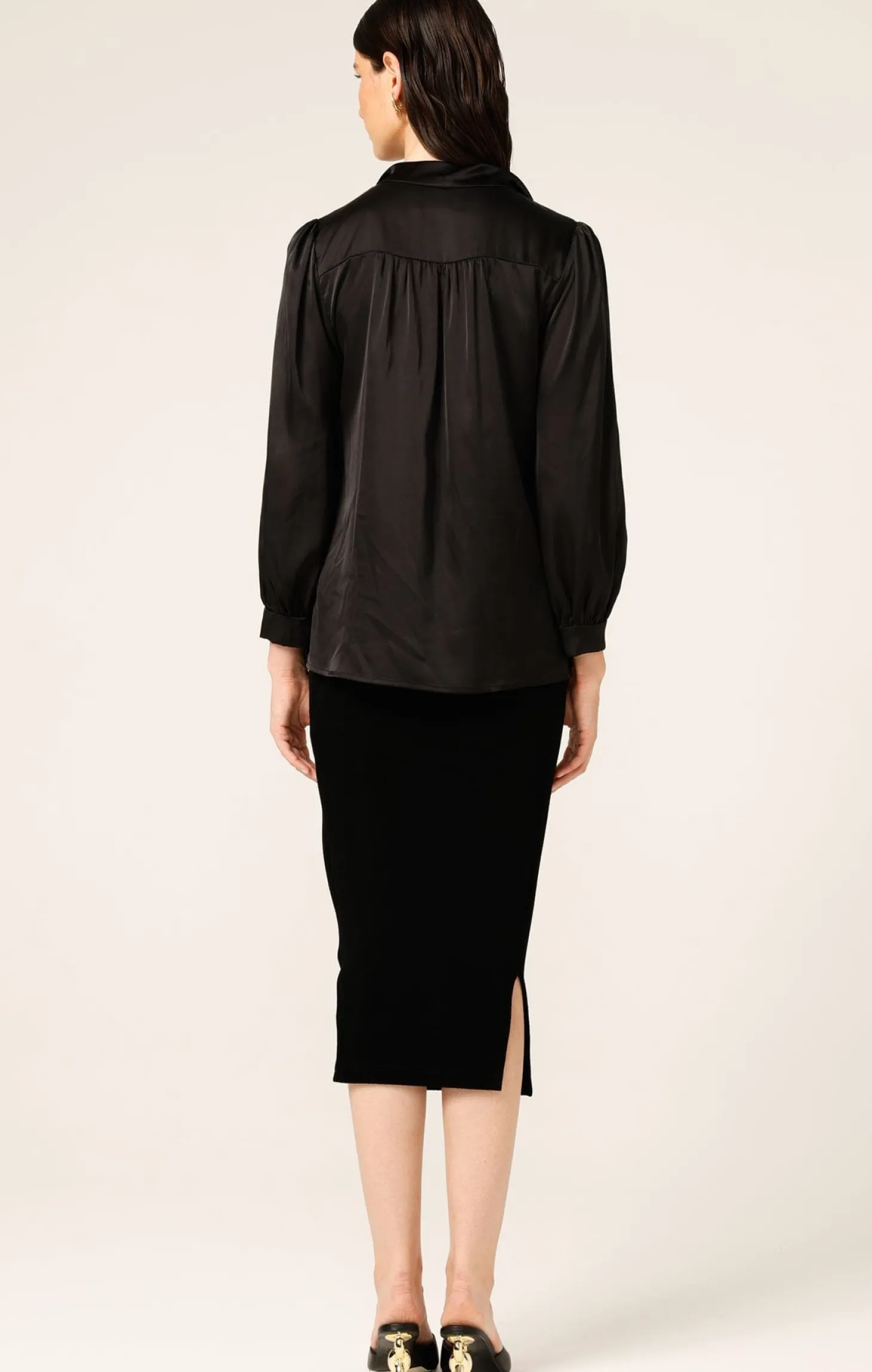 HATCHIE BLOUSE IN BLACK