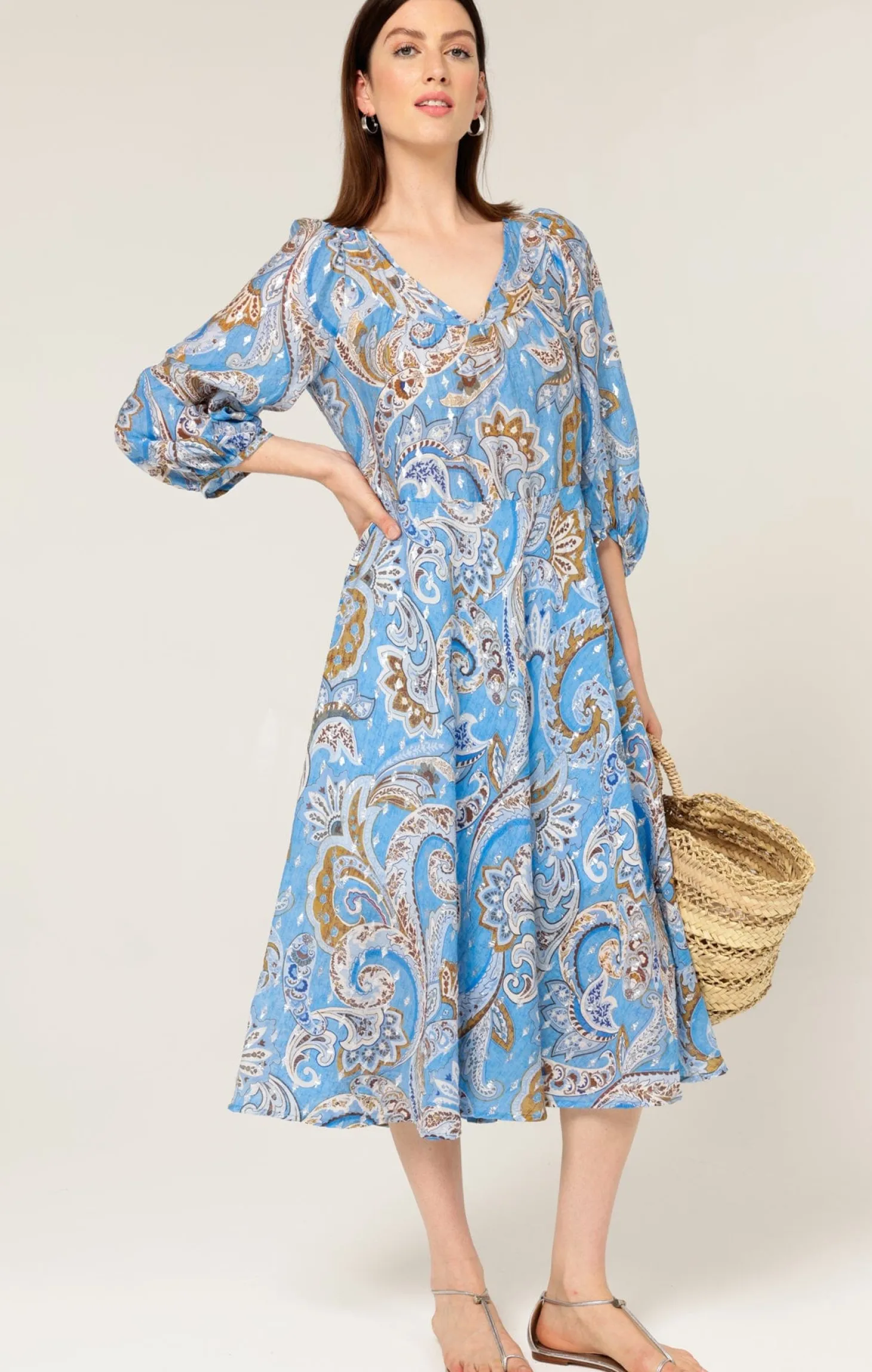 LOS PADRES DRESS IN SKY BLUE PAISLEY