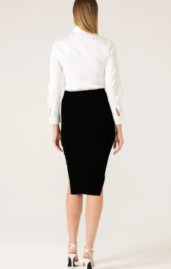 PENCIL SKIRT IN BLACK
