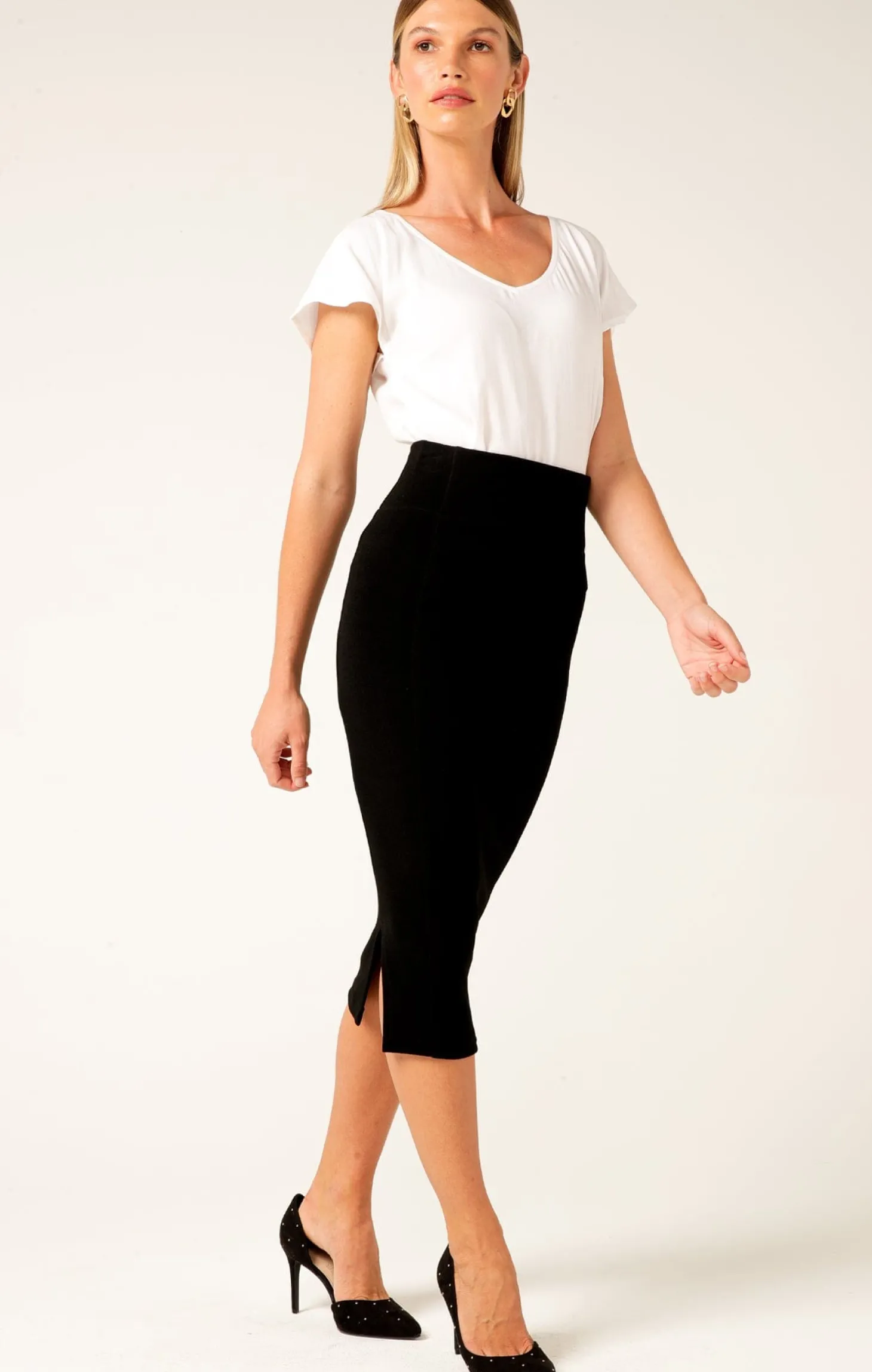 PENCIL SKIRT IN BLACK