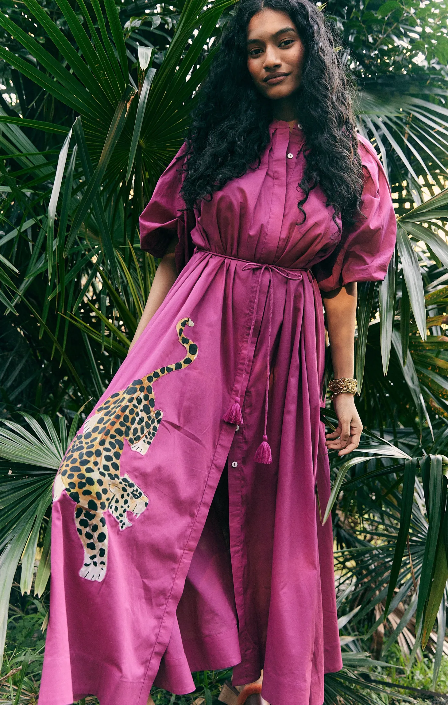 PLEATED NECK MIDI IN FUCHSIA