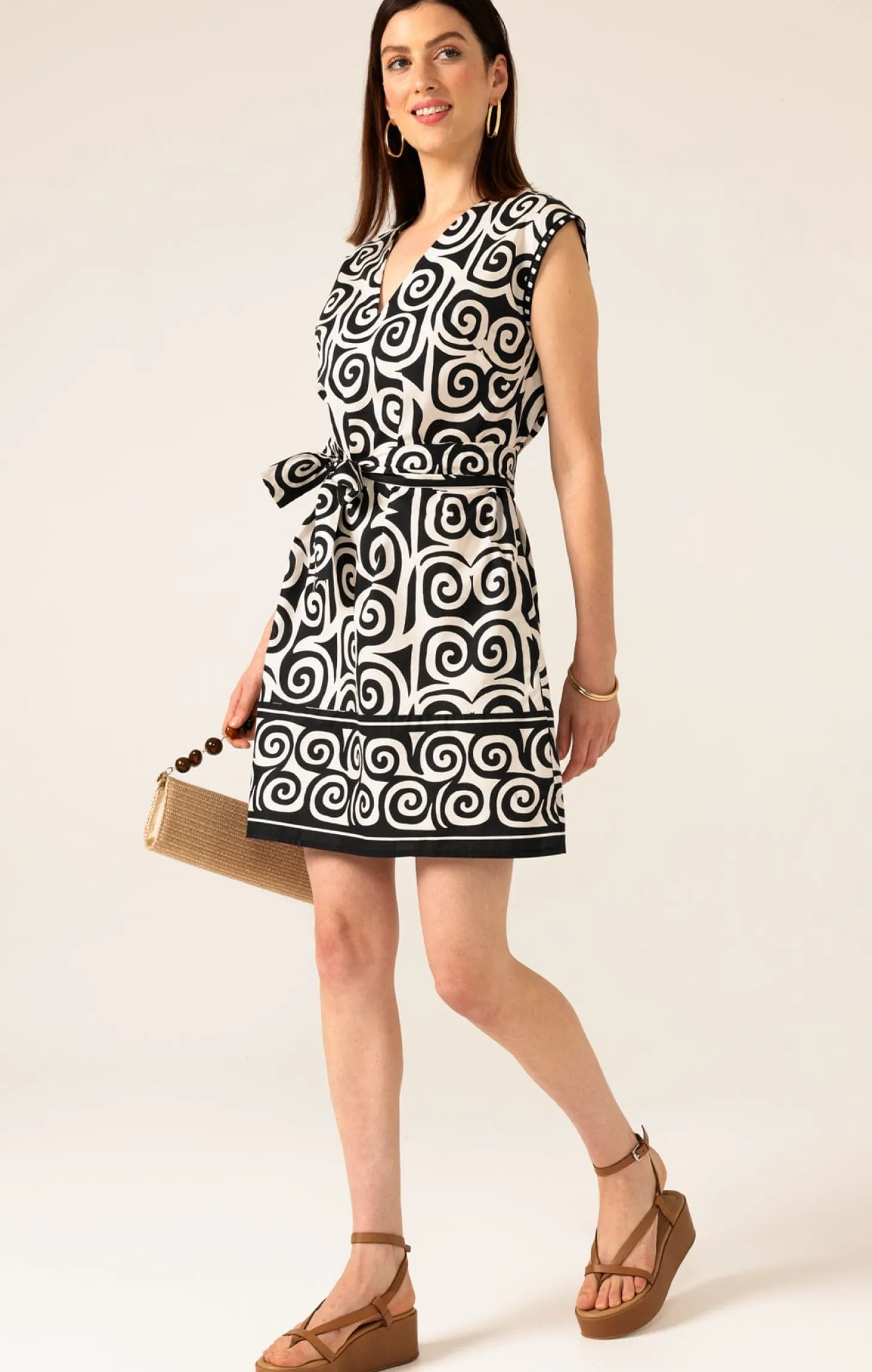 SHAKER SHIFT DRESS