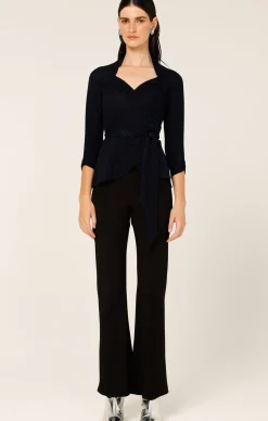 SLIM LINE FLARE IN BLACK