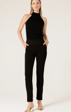 TAPERED LEG PANT IN BLACK