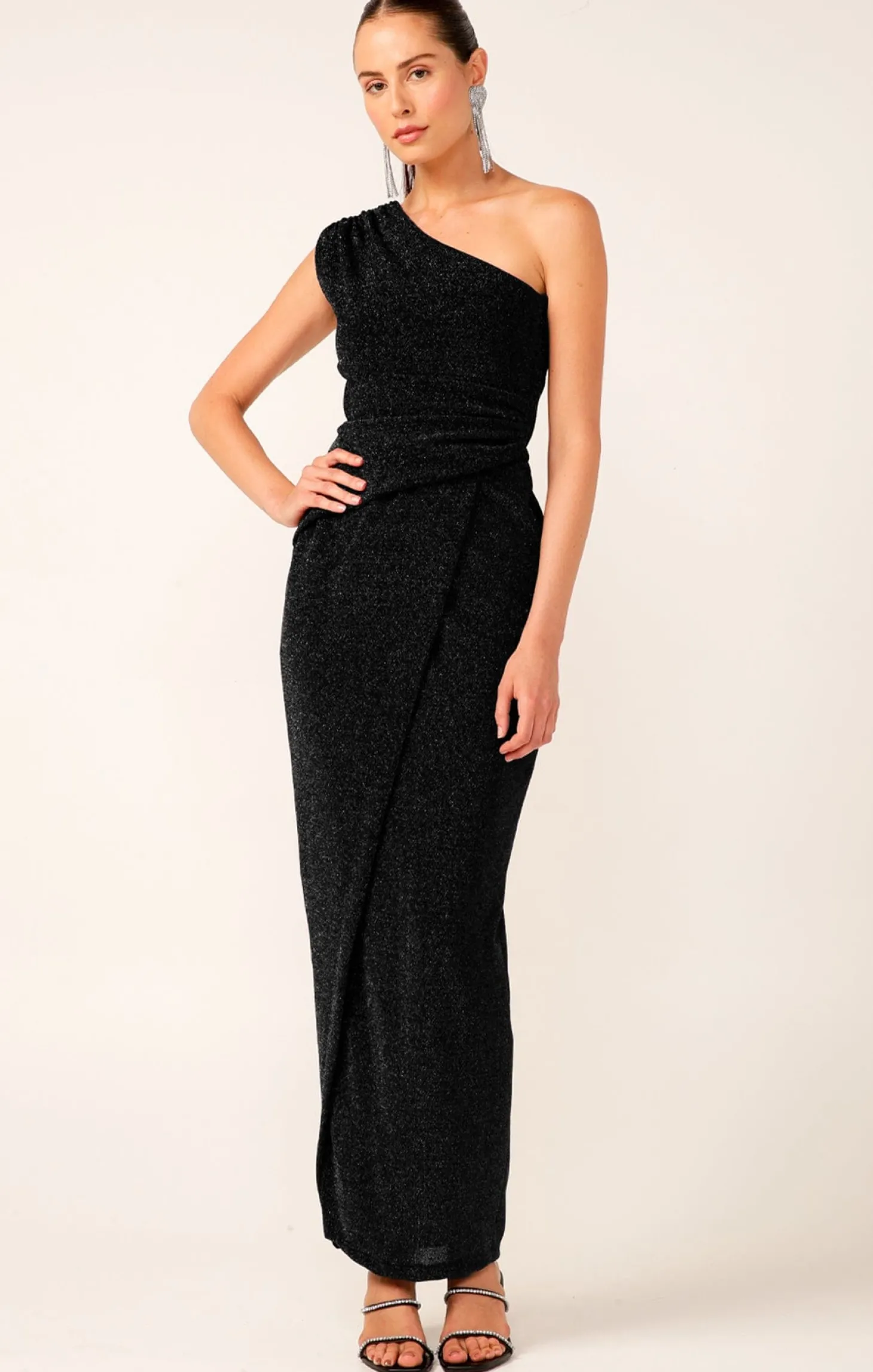VALEDICTORY DRESS IN BLACK