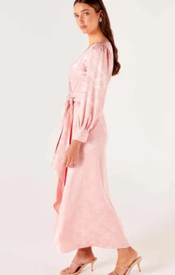 VERSAILLES WRAP DRESS IN PINK
